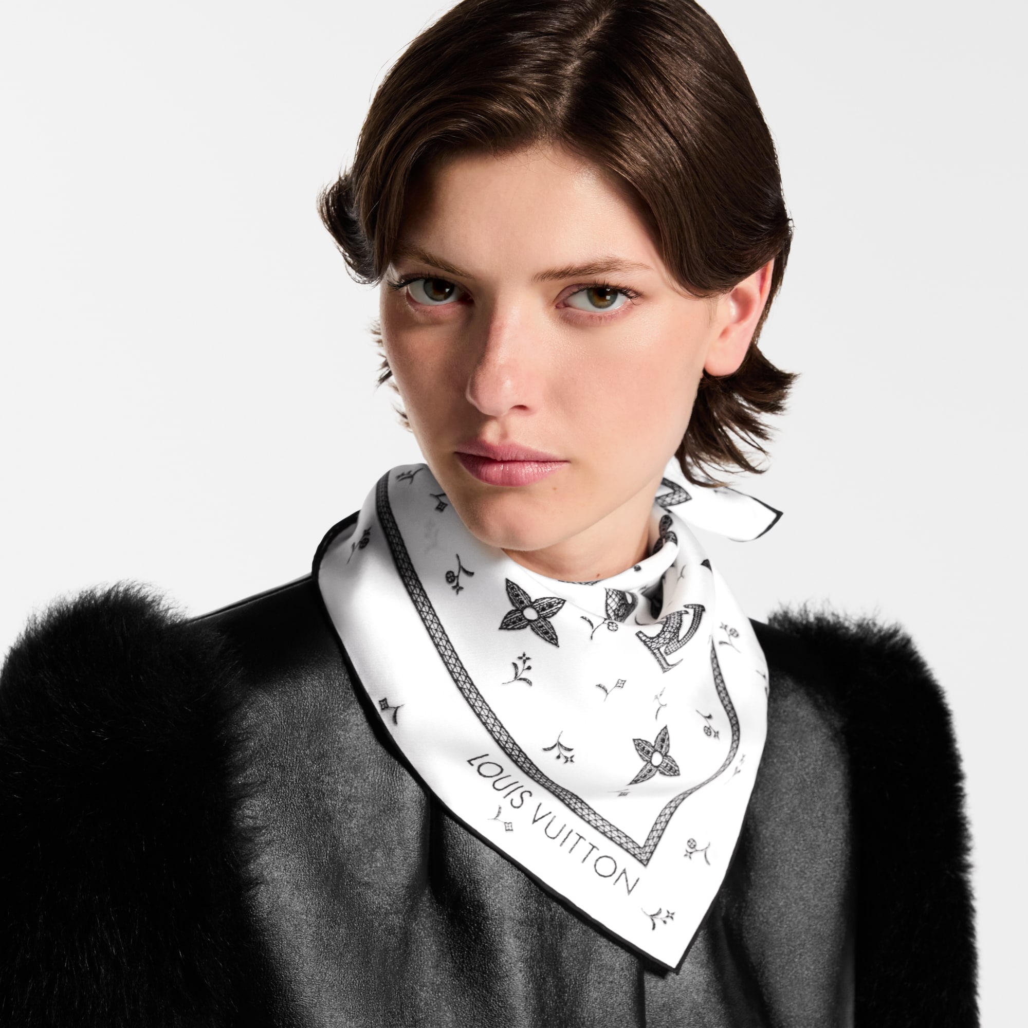 Monogram Romance Square 70 S00 in Women