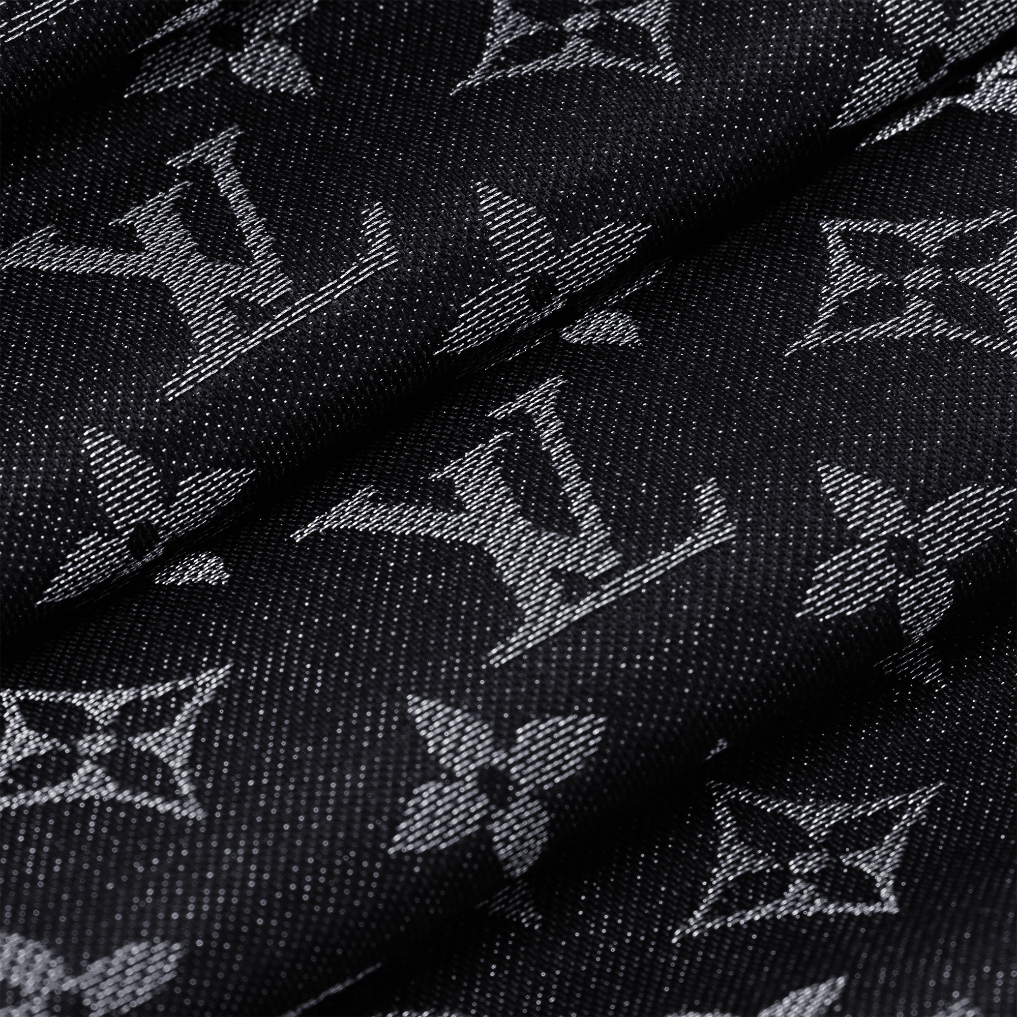 Monogram Shine Shawl S00 in Women