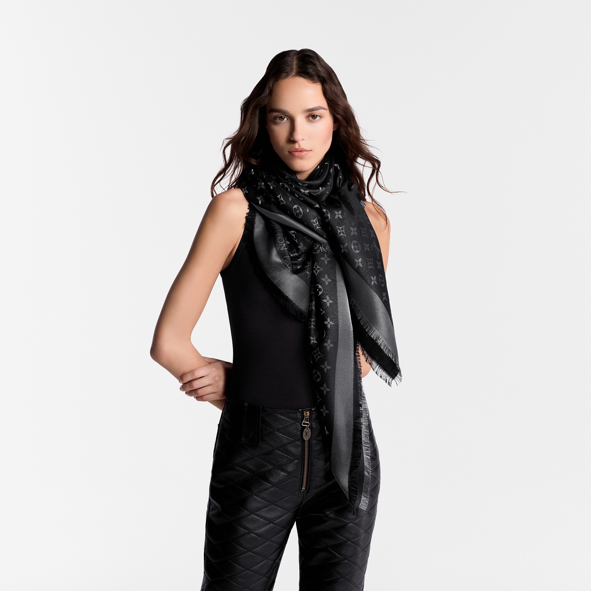 Monogram Shine Shawl S00 in Women