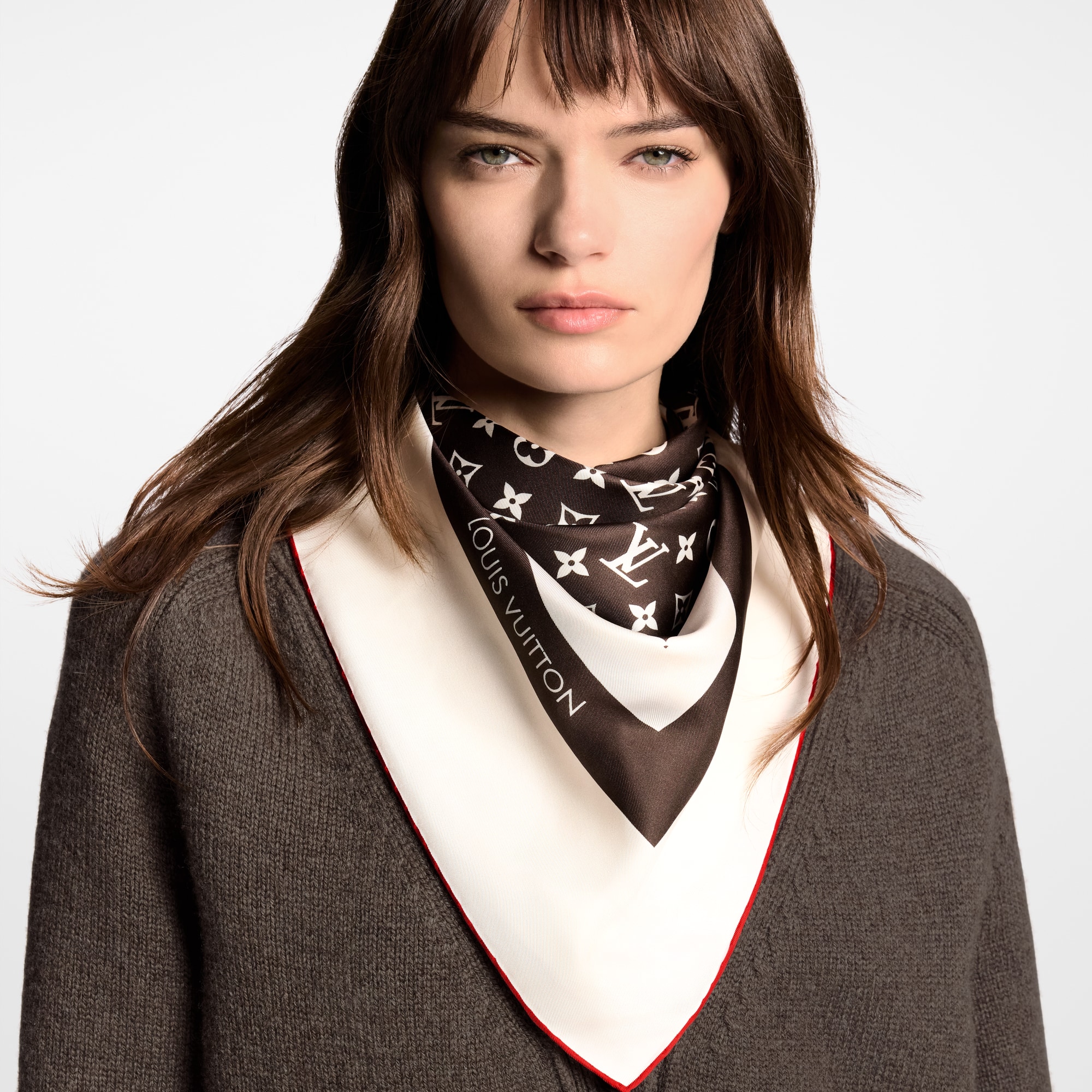 Monogram Silhouette Square 90 S00 in Women