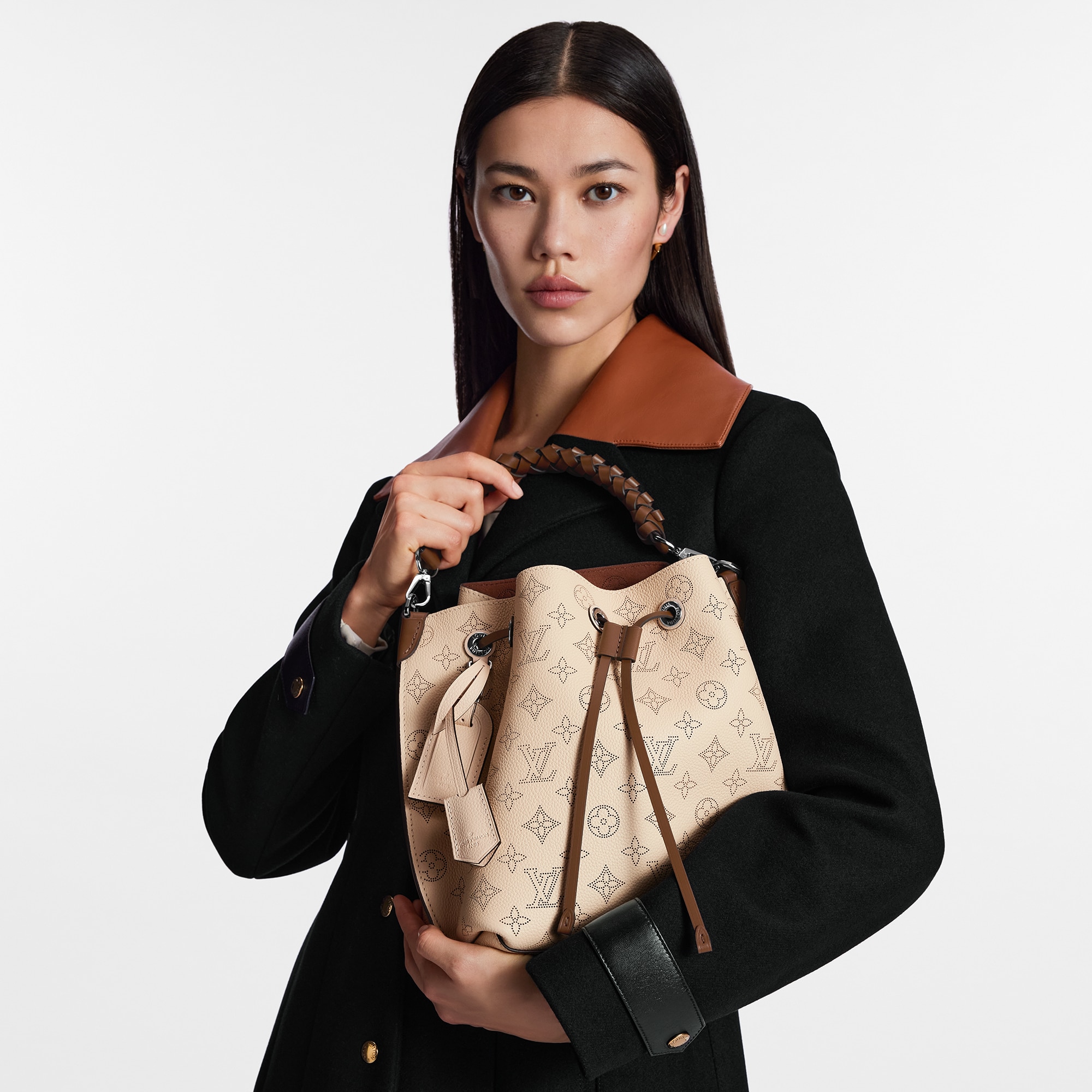 lv muria bucket bag