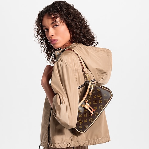 Nano Frivole Monogram Canvas in Women's Wallets and Small Leather Goods Nano Bags and Chain Wallets collections by Louis Vuitton (Product zoom)