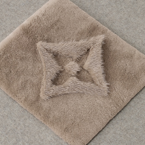 Neo Blizzard Scarf S00 in Women's Accessories Scarves collections by Louis Vuitton (Product zoom)
