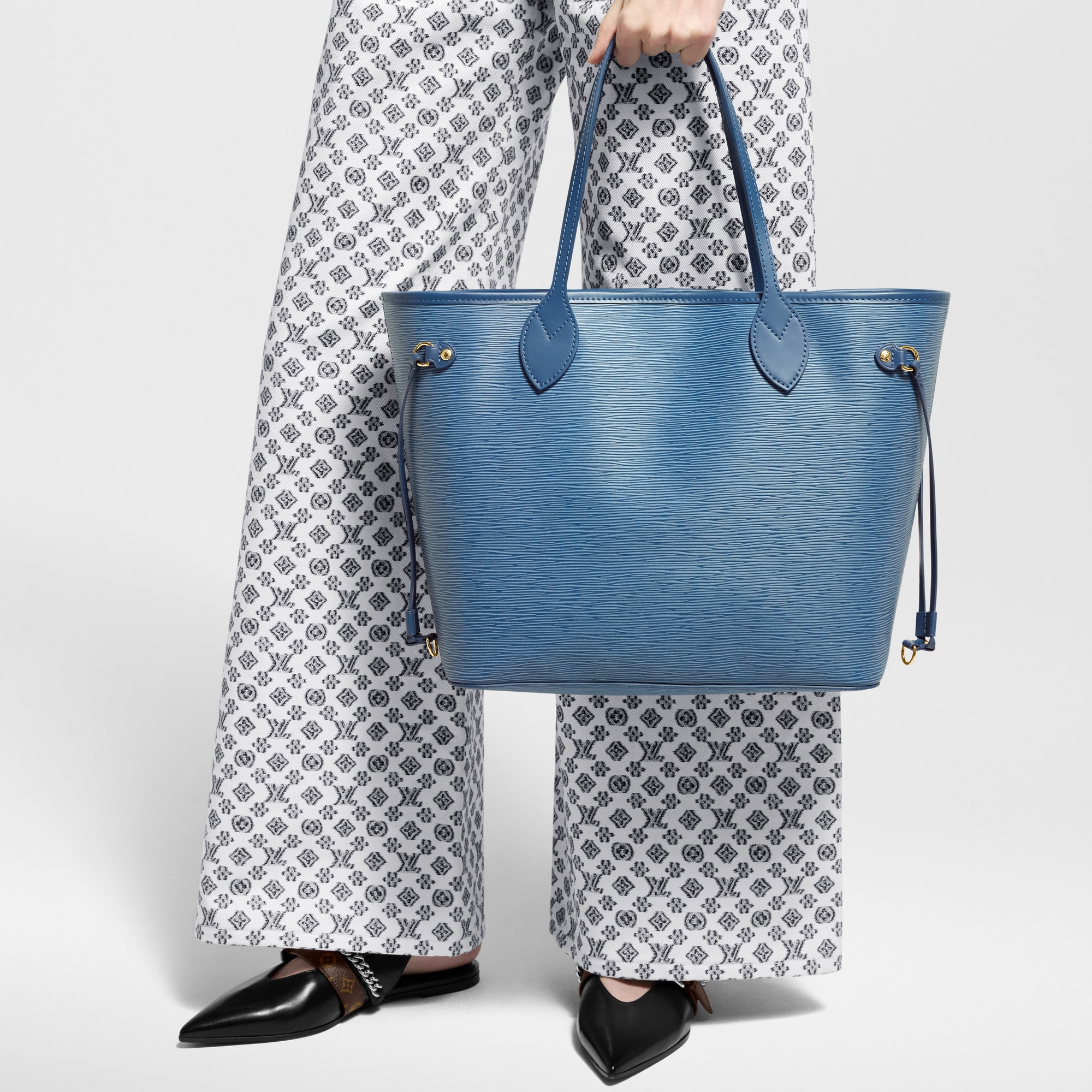 Neverfull MM Epi Leather in Bags and Small Leather Goods