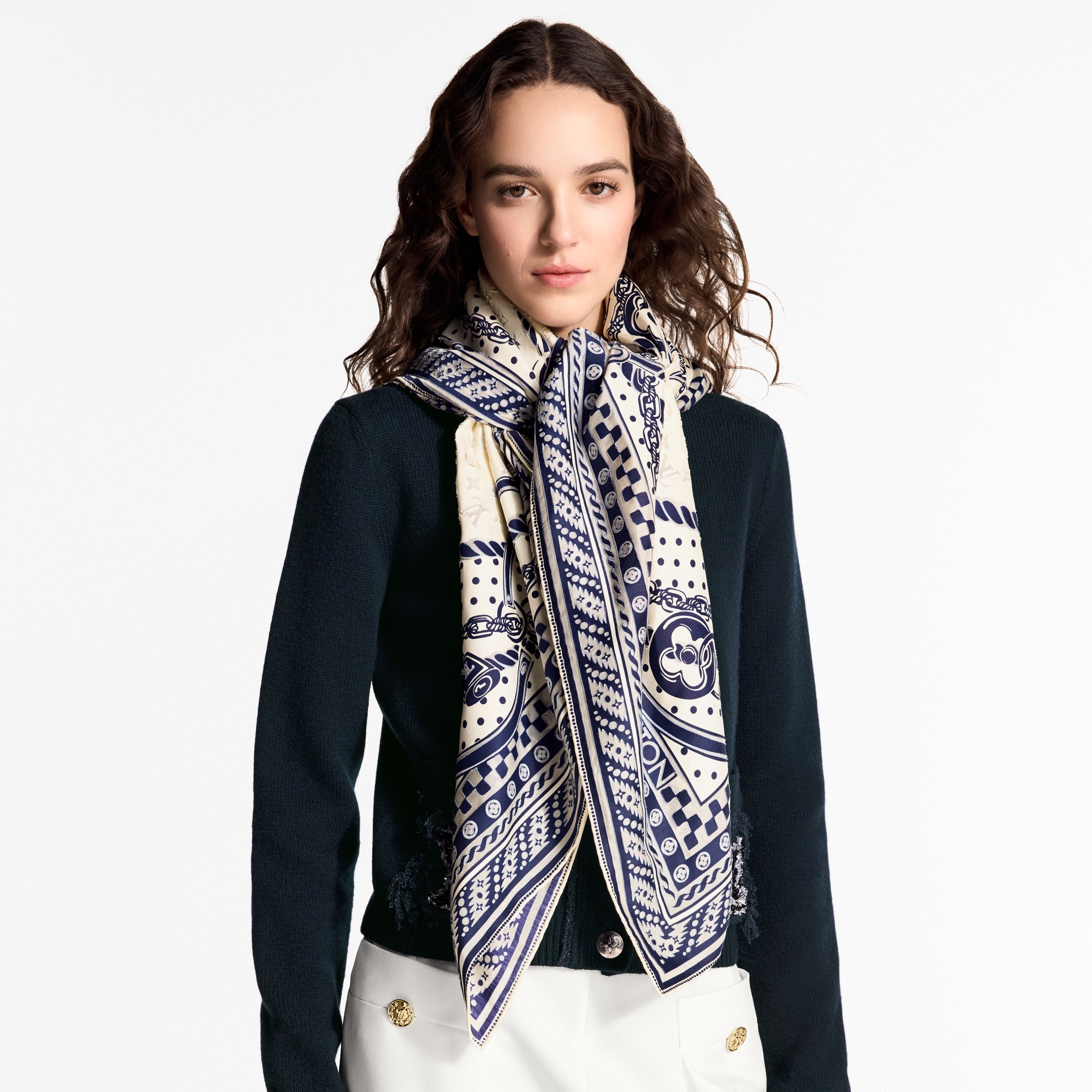 Ocean Bandana Shawl S00 in Women