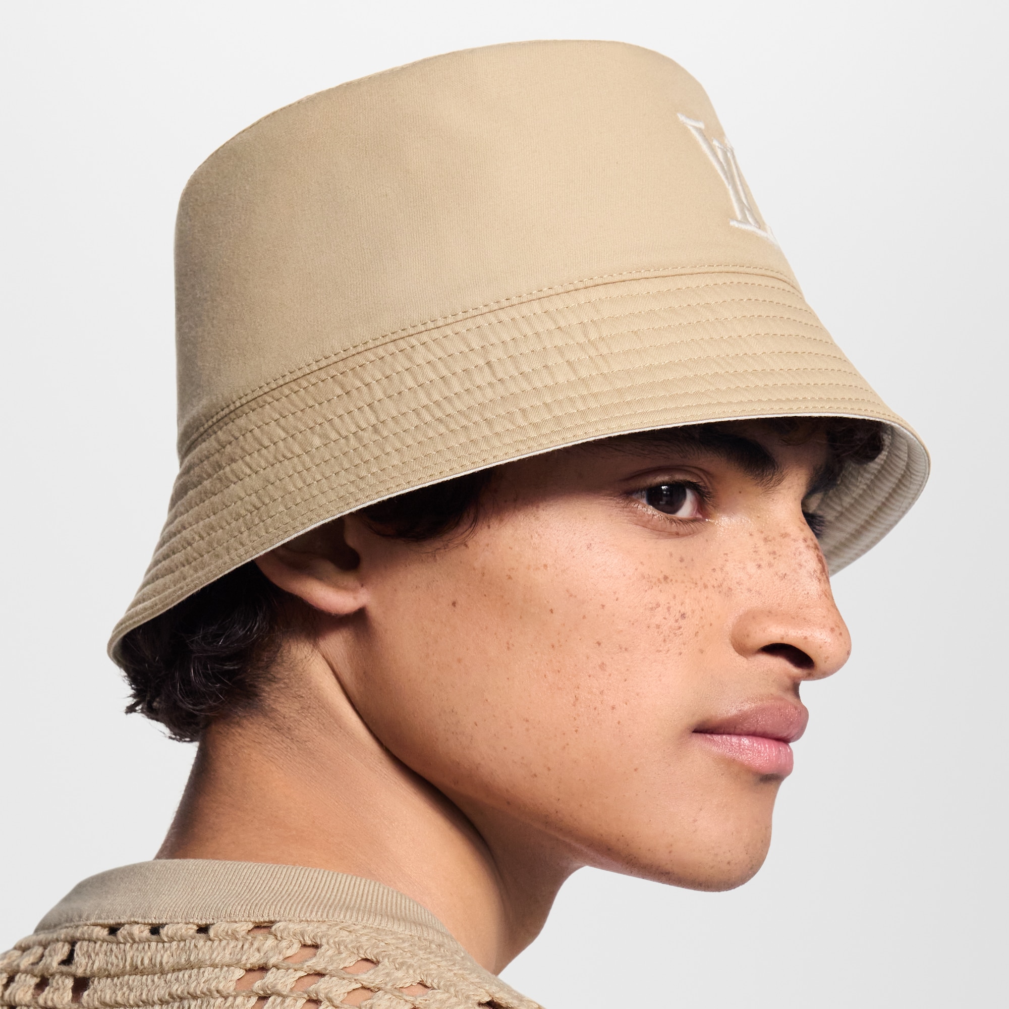 Only LV Bucket Hat S00 in Men