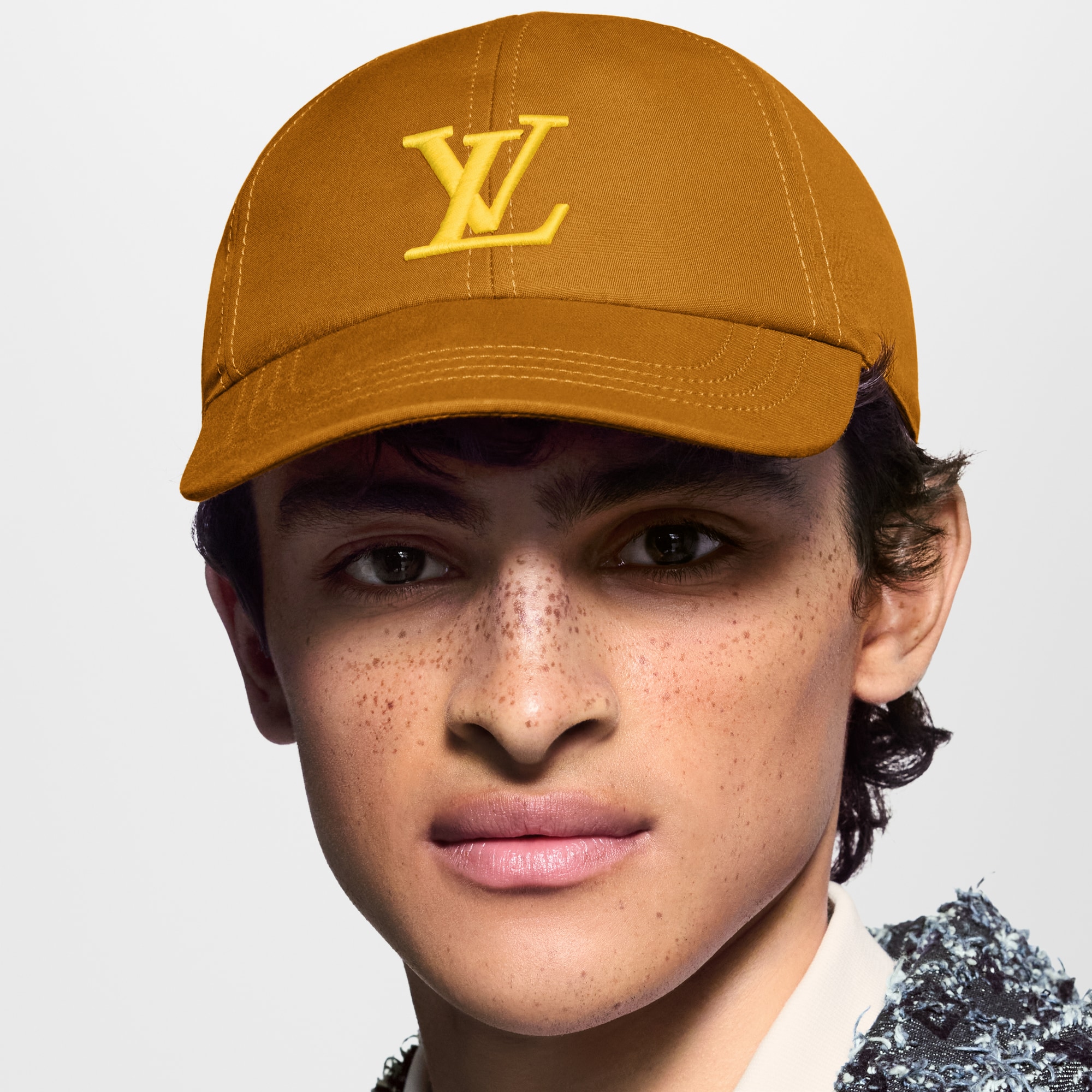 Only LV Cap S00 in Men