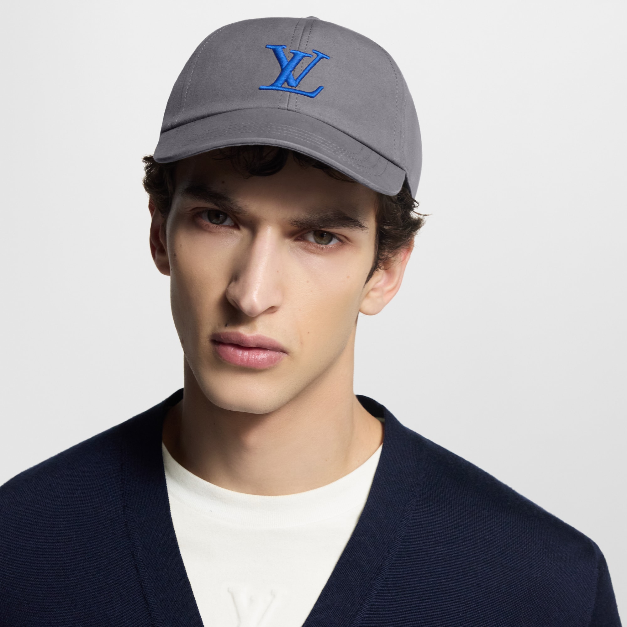 Only LV Cap S00 in Men