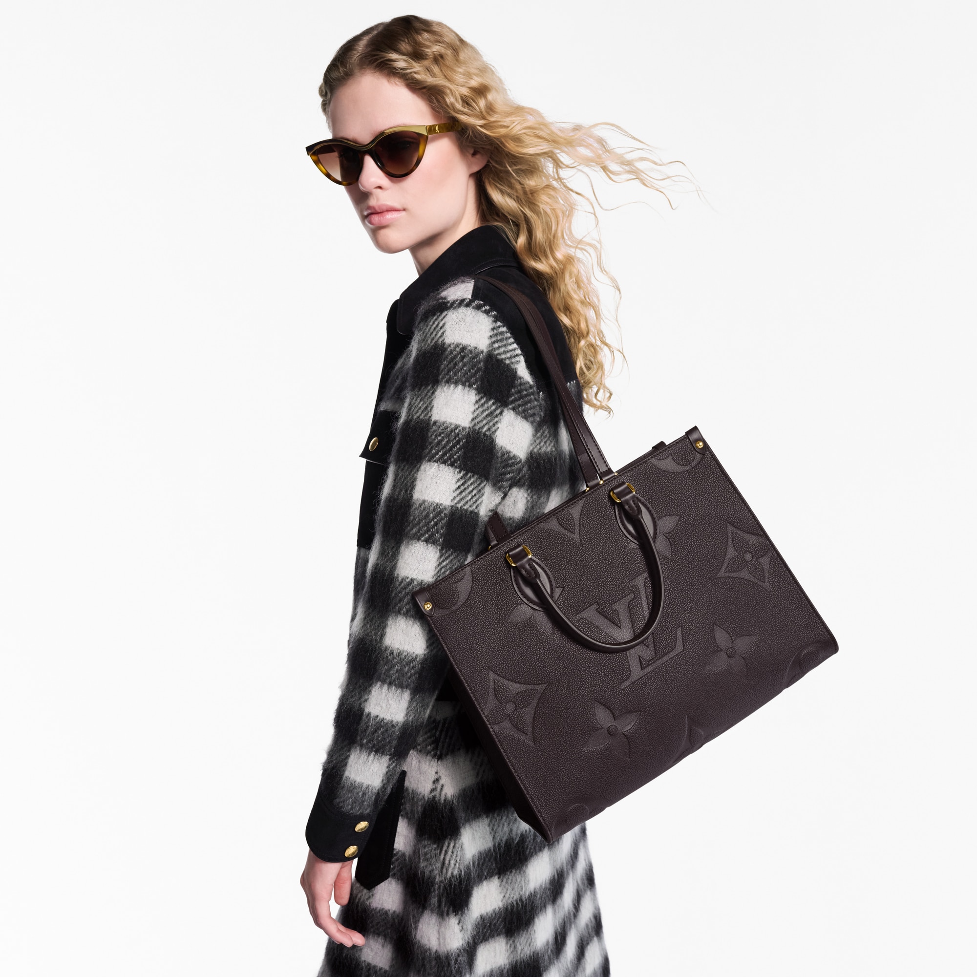 OnTheGo MM Monogram Empreinte Leather in Women