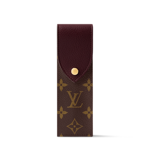 Pen Pouch S00 in Home, Lifestyle and Library's Agendas and Stationery All Agendas and Stationery collections by Louis Vuitton (Product zoom)