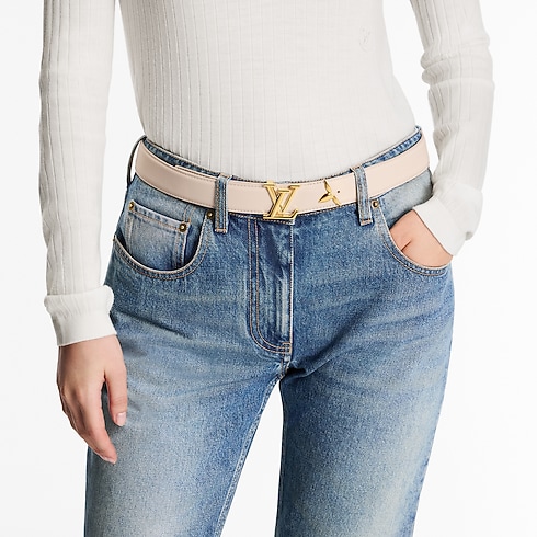 Pretty LV 30mm Reversible Belt Monogram Canvas in Women's Accessories Belts collections by Louis Vuitton (Product zoom)