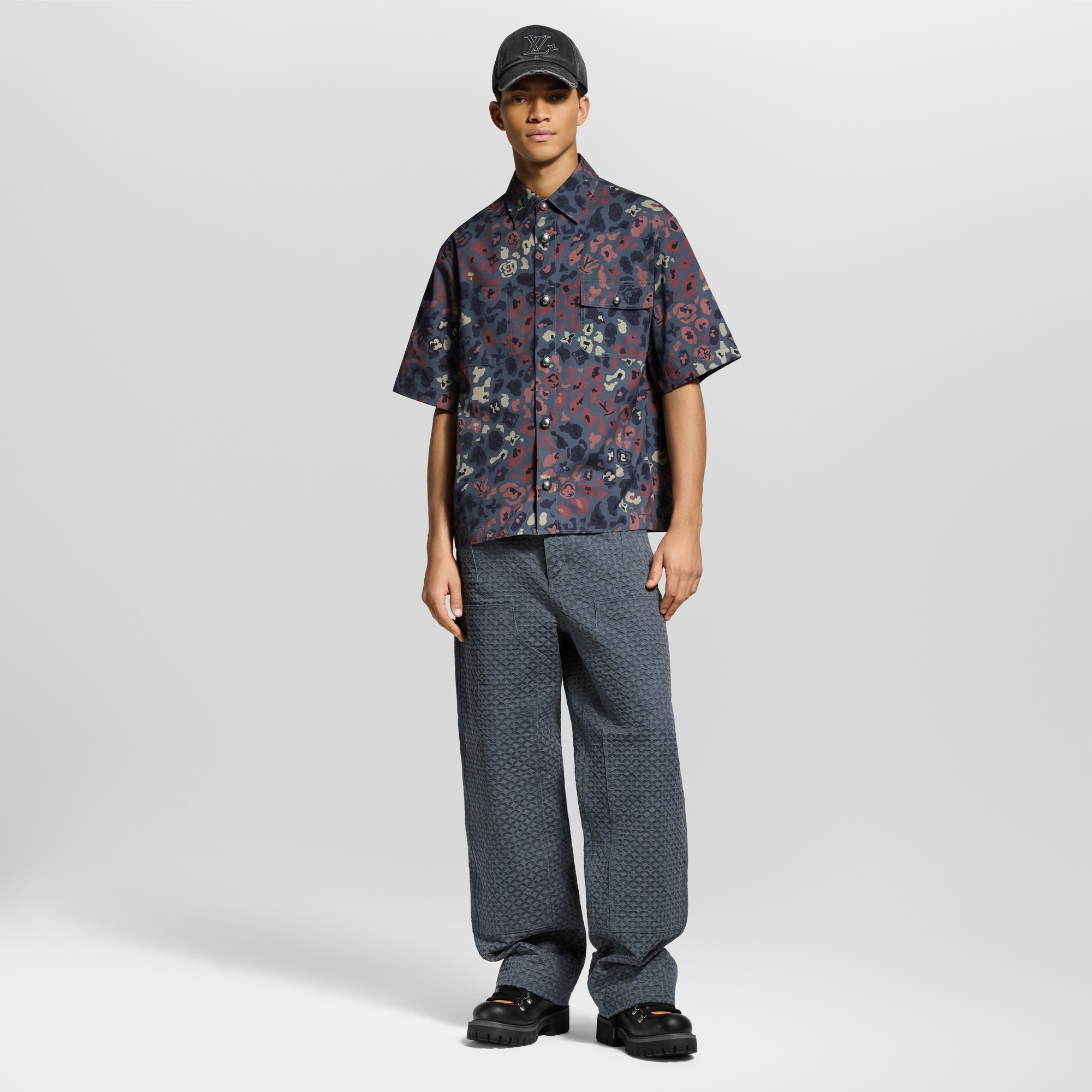 Printed Short-Sleeved Workwear Shirt  in Men