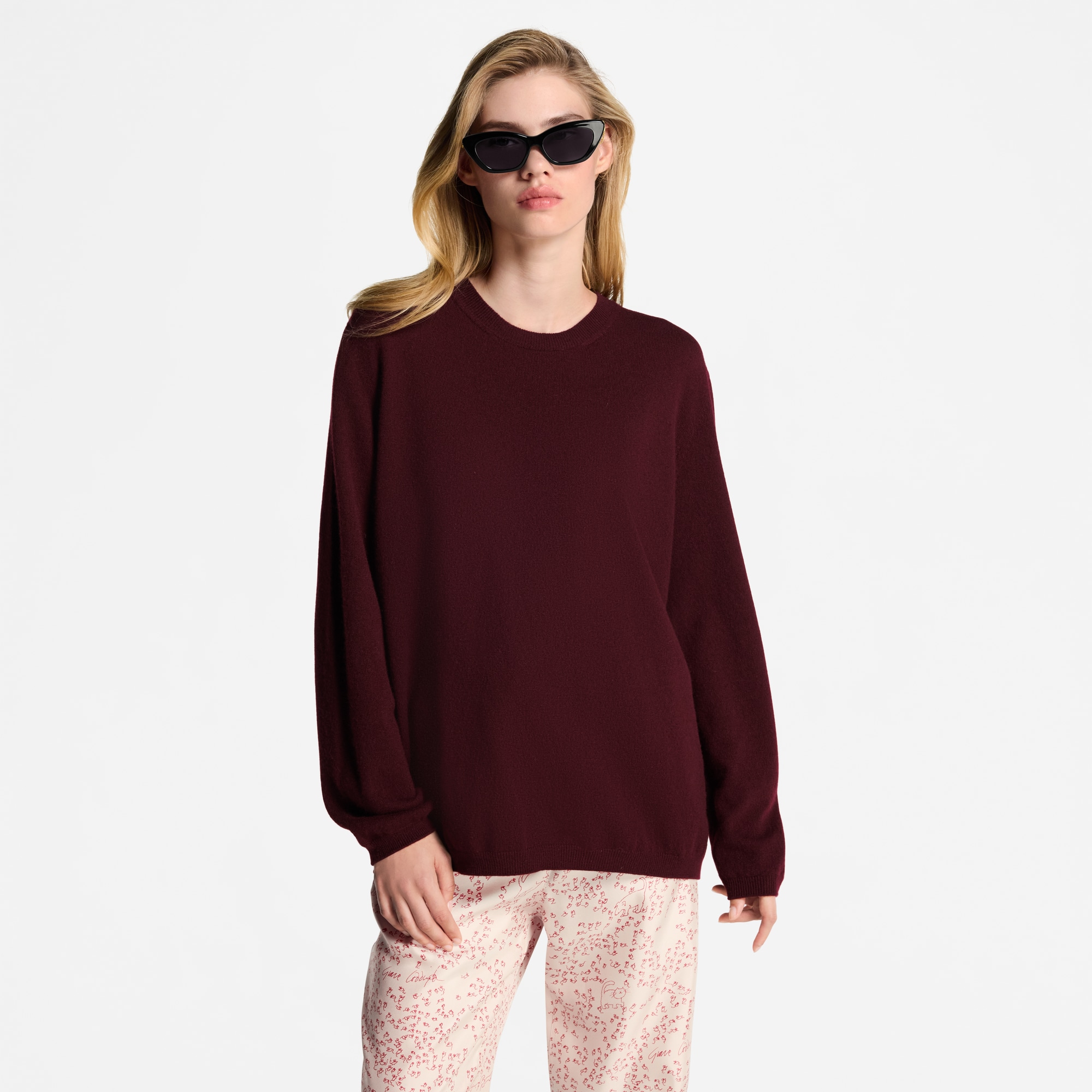 Seamless Cashmere Pullover  in Women