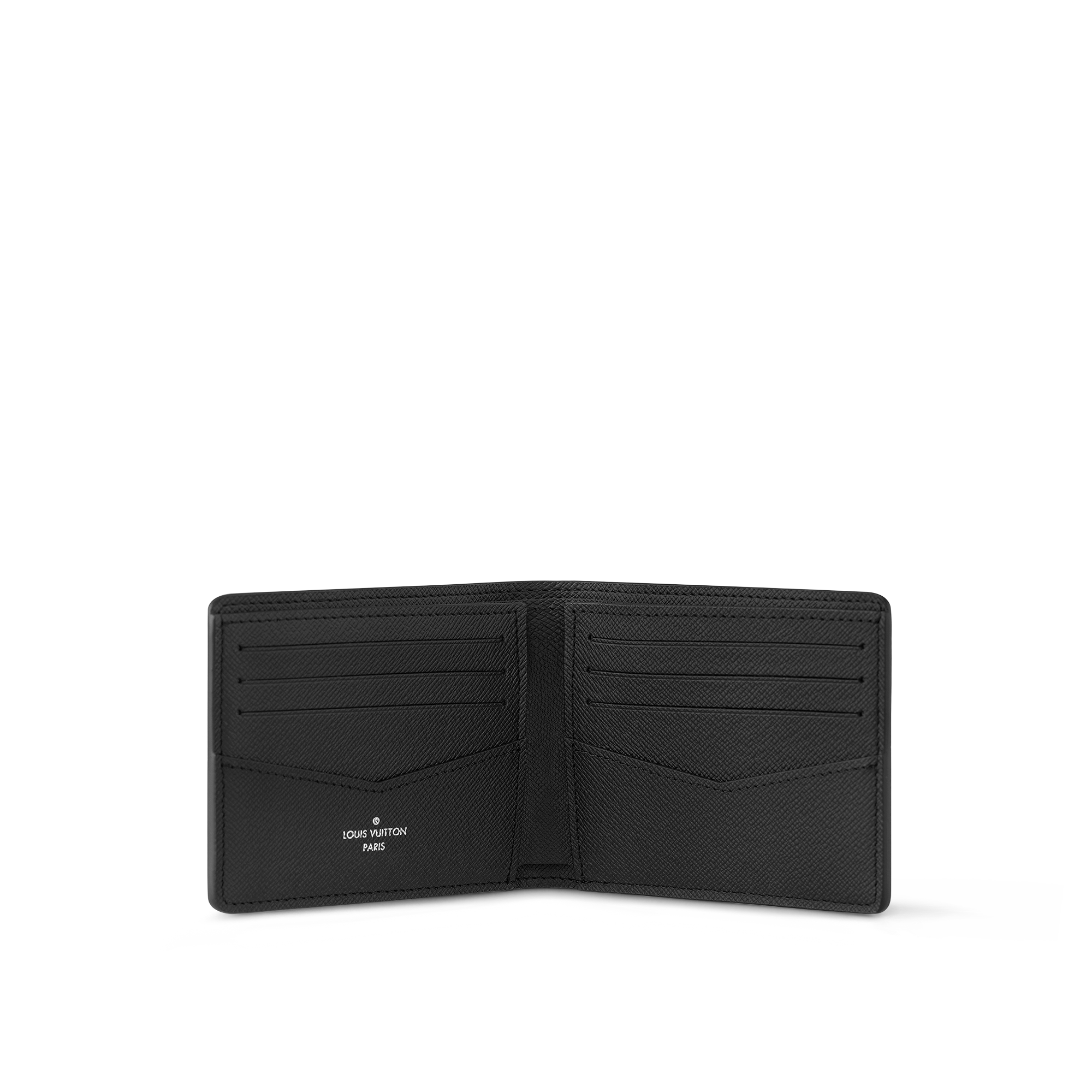 Slender Wallet Taiga Leather in Men