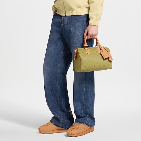 Speedy P9 Bandoulière 25 Speedy P9 in Bags and Small Leather Goods's Speedy P9 } collections by Louis Vuitton (Product zoom)