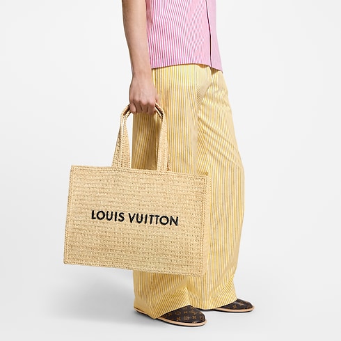 Summer Shopper Tote MM Other Canvas in Bags and Small Leather Goods's Men Bags New In Bags collections by Louis Vuitton (Product zoom)