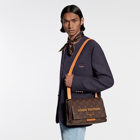 Take Out Messenger Autres Cuirs Monogram in Bags and Small Leather Goods's Men Bags Newness collections by Louis Vuitton (Product zoom)