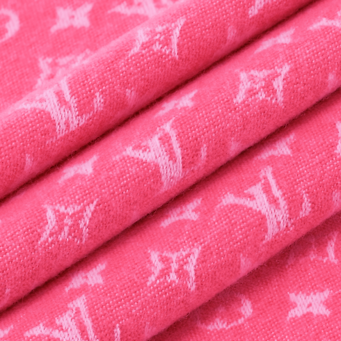 The Favorite Triangle S00 in Women's Accessories Shawls and Stoles collections by Louis Vuitton (Product zoom)