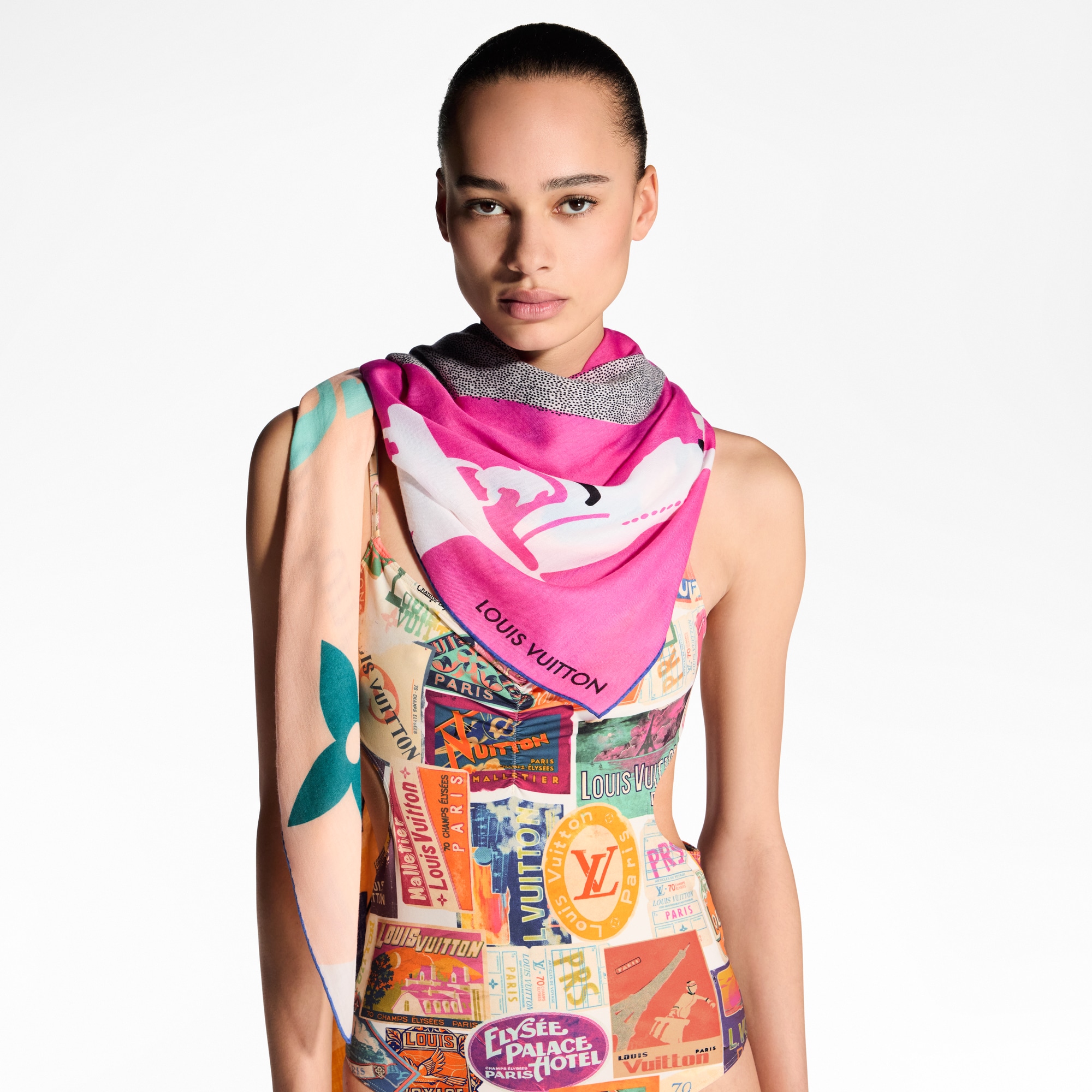 Through The Window Shawl S00 in Women