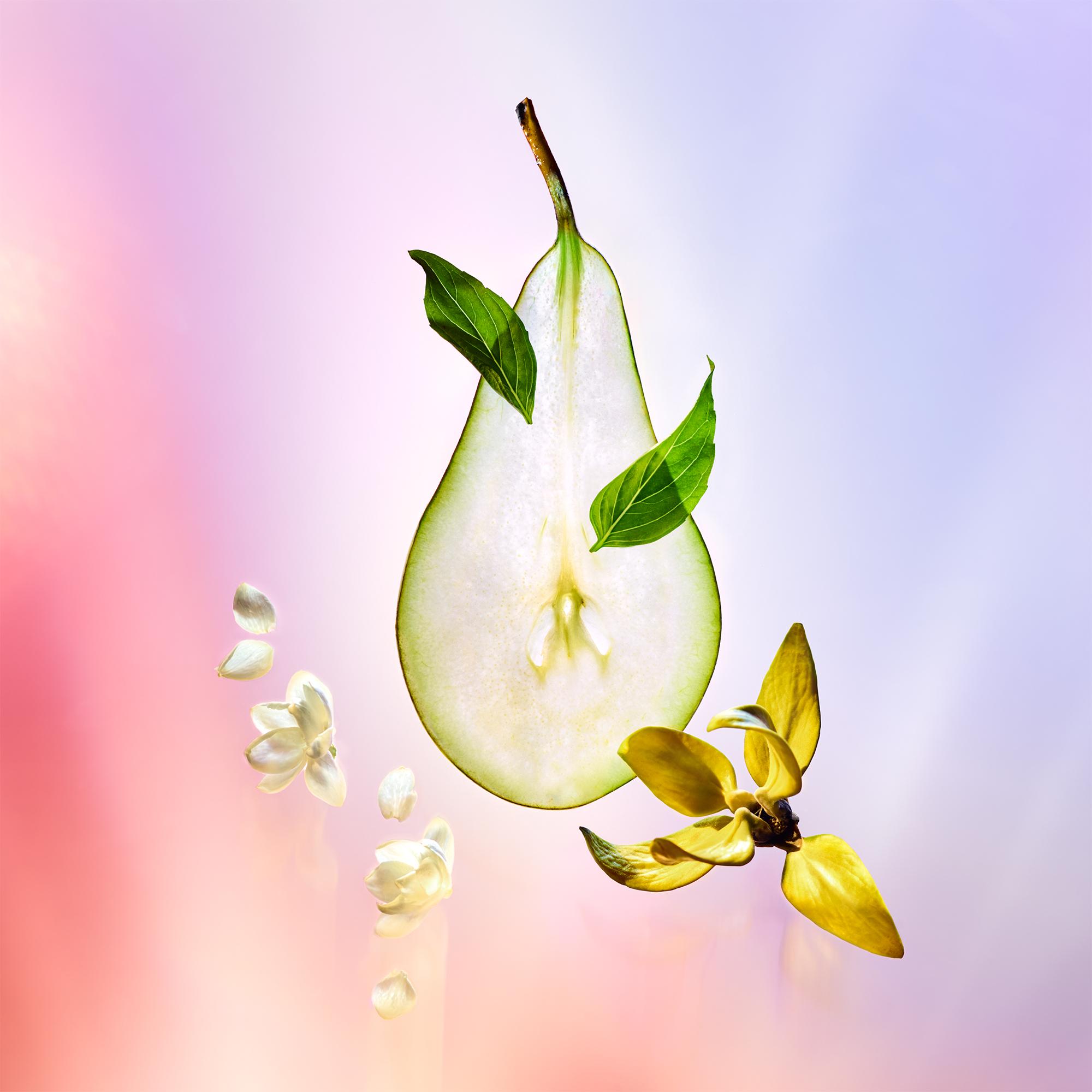 Travel Spray Coeur Battant  in Perfumes and Beauty