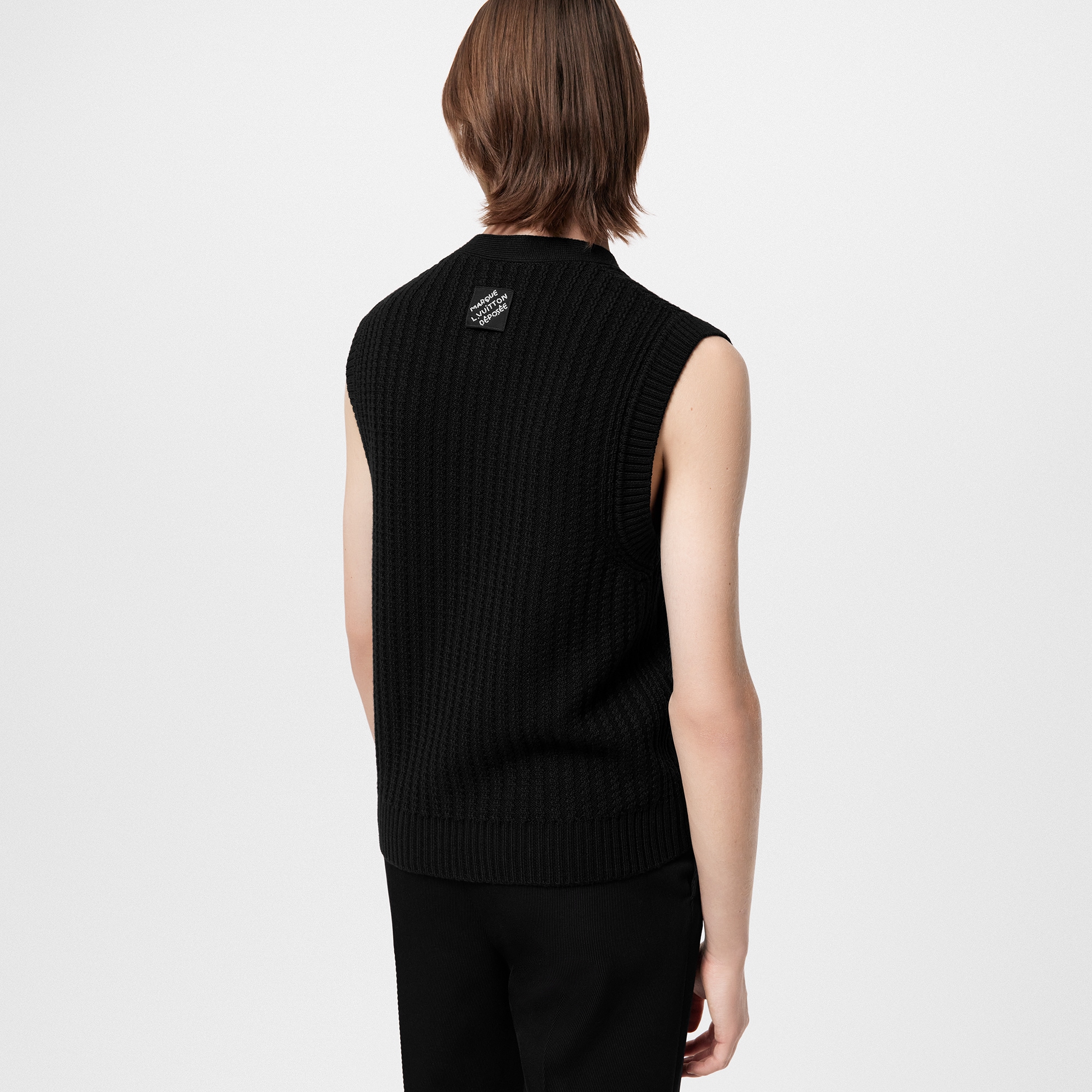 V-Neck Merino Wool Vest With Cable Pattern - Ready to Wear | LOUIS 