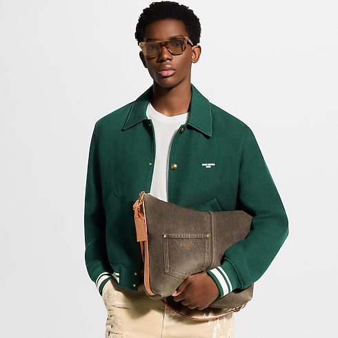 Vagabond Hobo Other Canvas in Men's Bags All Bags collections by Louis Vuitton (Product zoom)