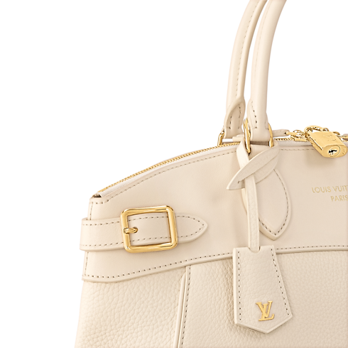 Vendôme MM High End Leathers in Women's Handbags All Collections collections by Louis Vuitton (Product zoom)