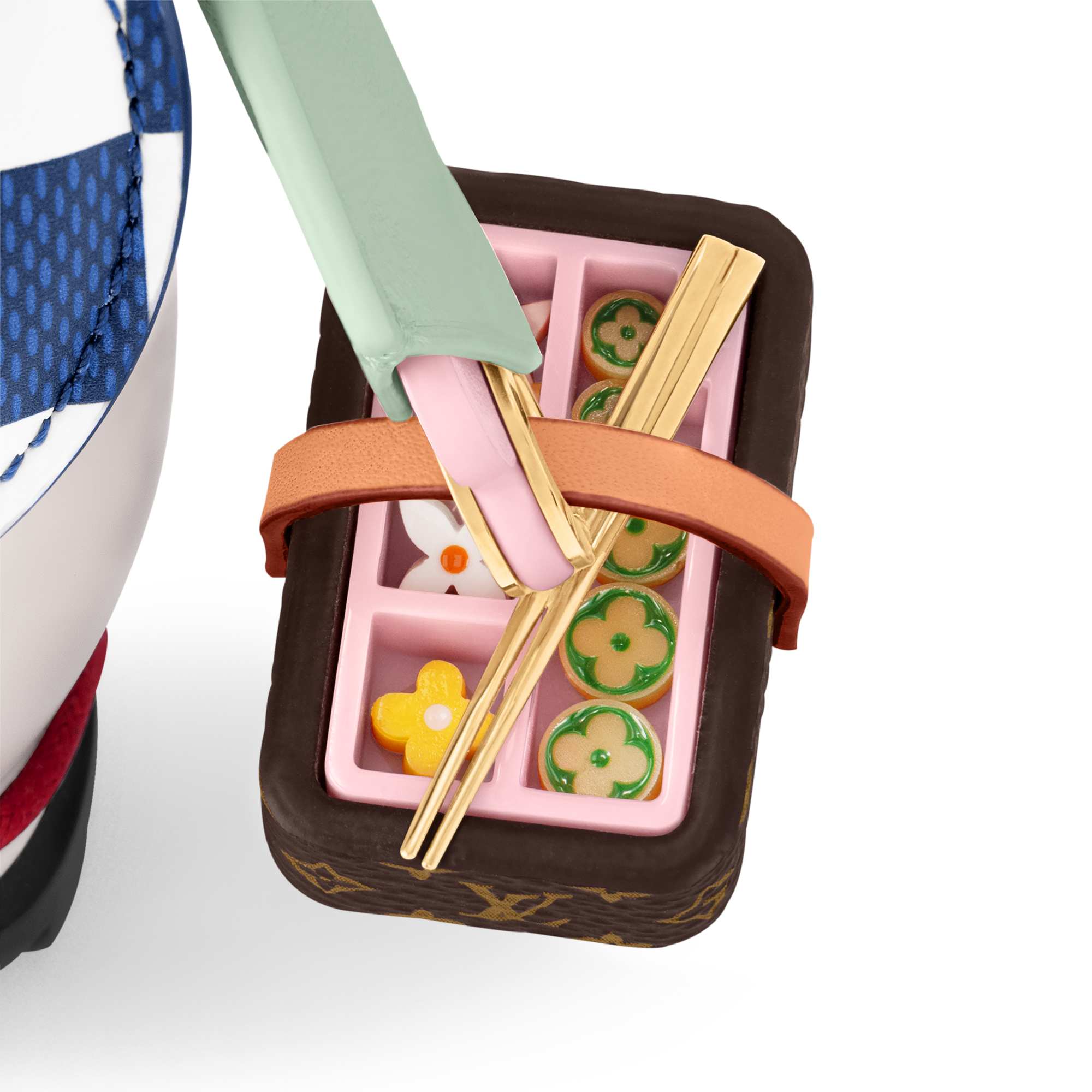 Vivienne In Tokyo   in Trunks, Travel and Home