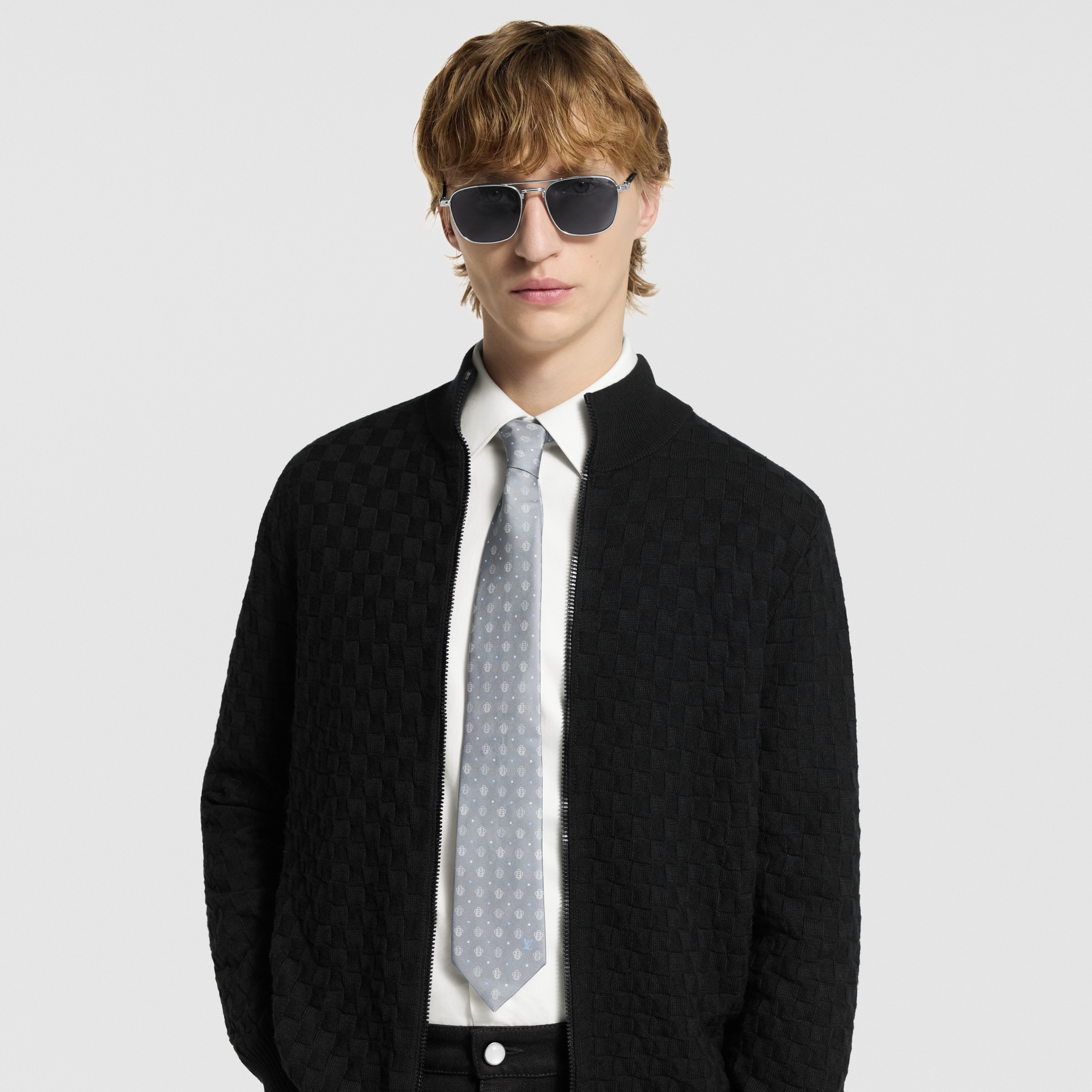 Vivienne Outline Tie S00 in Men