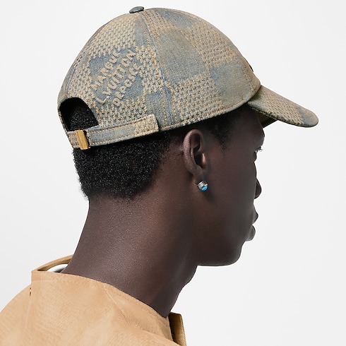 Washed 3D Cap S00 in Men's Accessories Hats, Beanies and Gloves collections by Louis Vuitton (Product zoom)