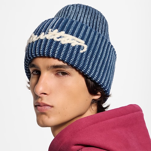 Washed Signature Beanie S00 in Men's Accessories Hats, Beanies and Socks collections by Louis Vuitton (Product zoom)