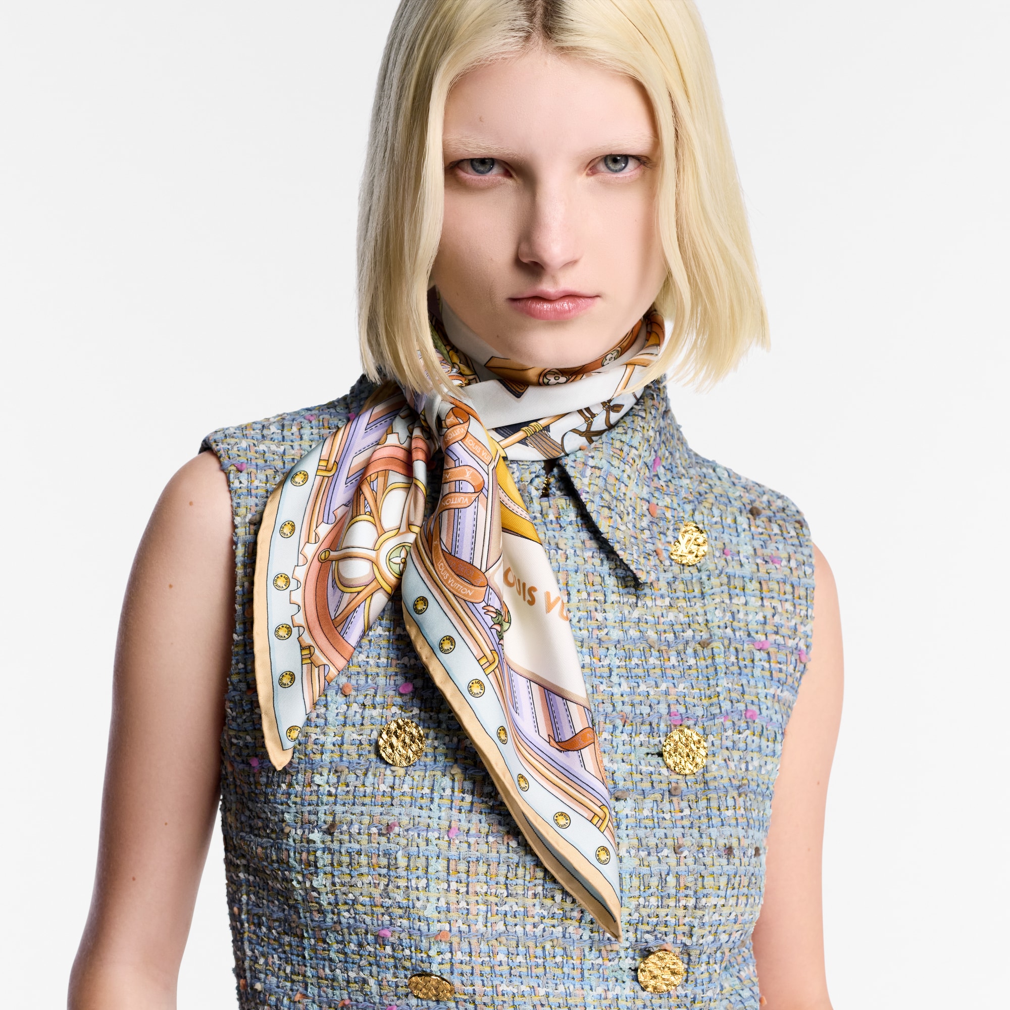 Wild Atelier Square 90 S00 in Women